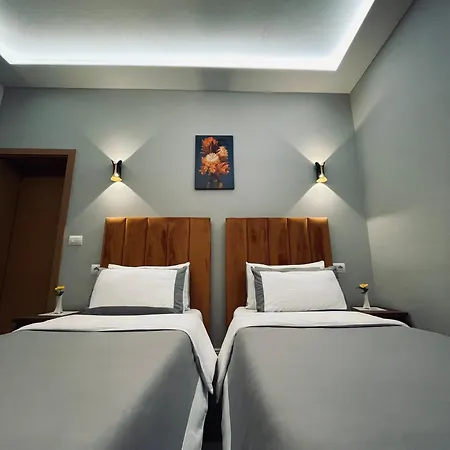 Otel Garden Boutique 4*