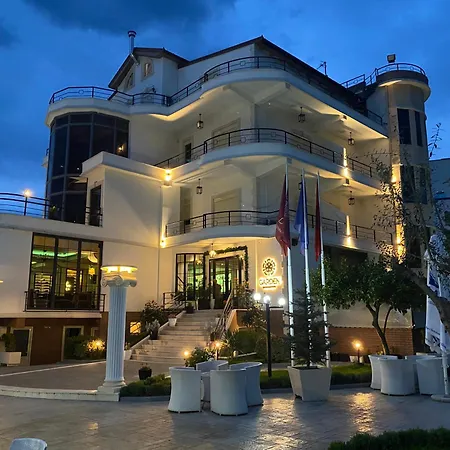 Otel Garden Boutique 4*